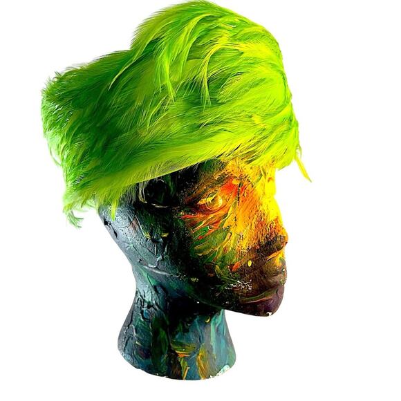 Vintage Lime Green Hat AccessoryVINTAGE LIME GREEN  FEATHERED HAT - Picture 2 of 13